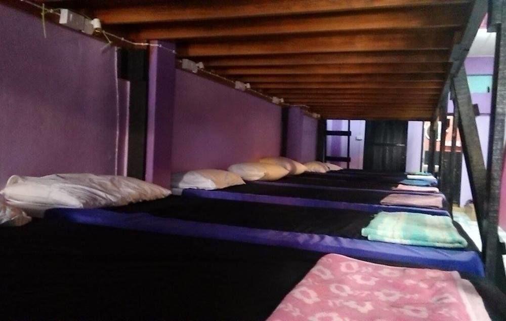 Wild & Wandering Backpacker Hostel & Bar Haad Rin Exterior foto